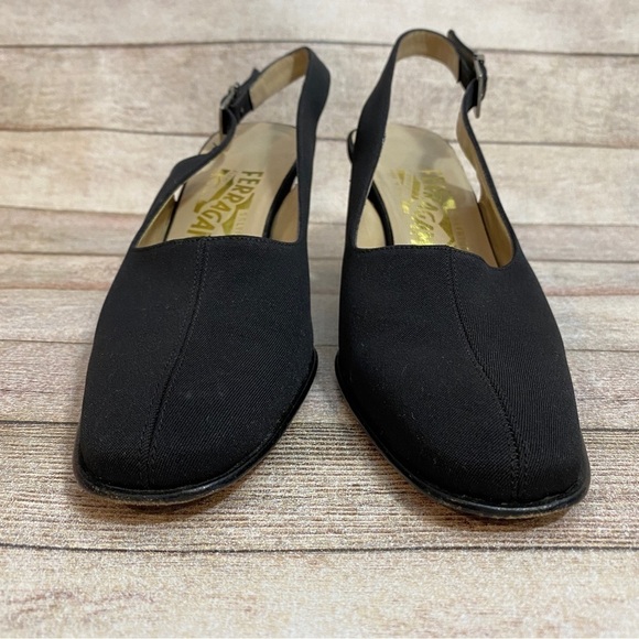 Womens Salvatore Ferragamo Black Buckled Slingback Heels Size 7.5 4A (narrow) - Picture 4 of 13